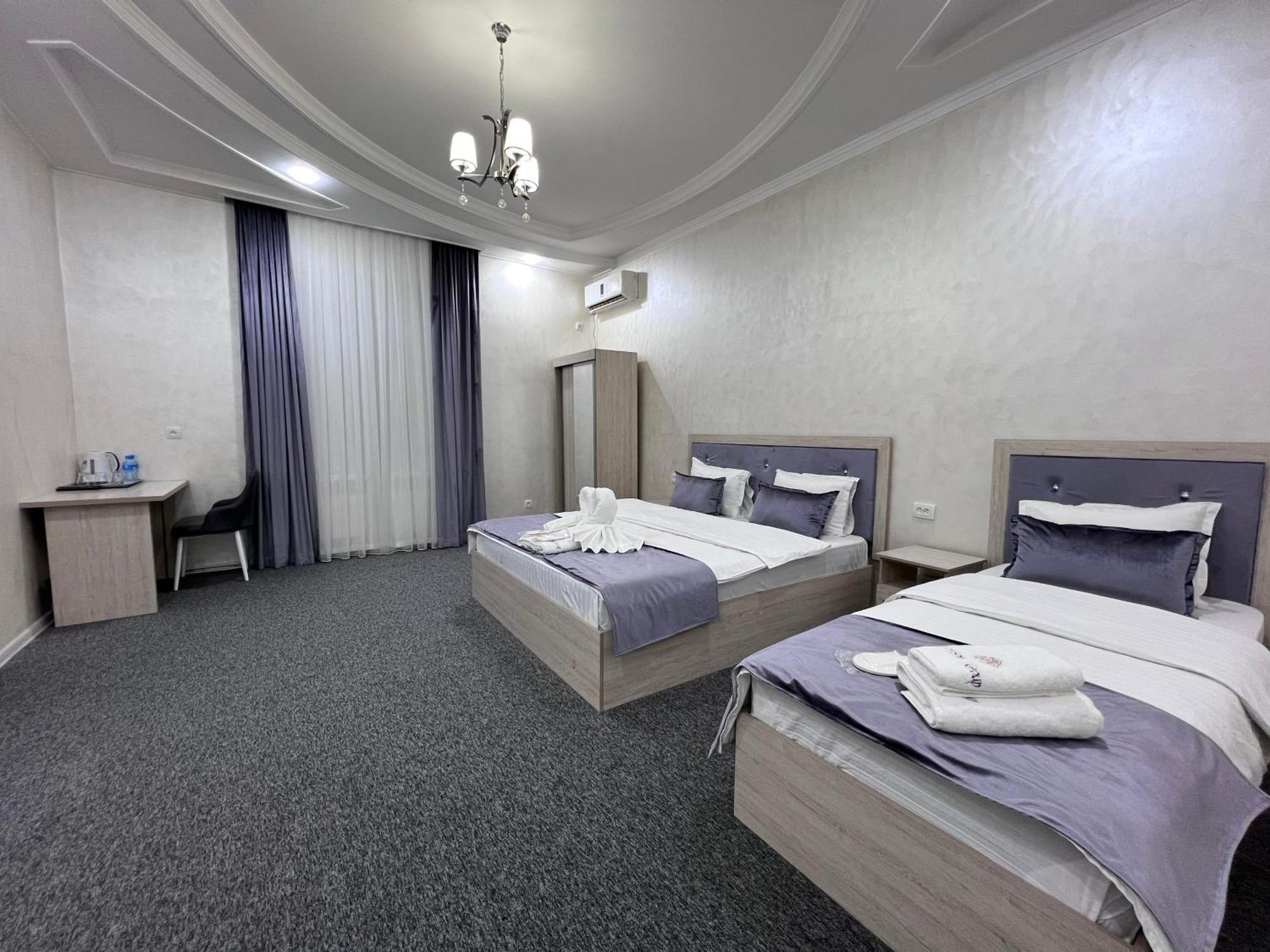 Art Tashkent Hotel Exteriör bild